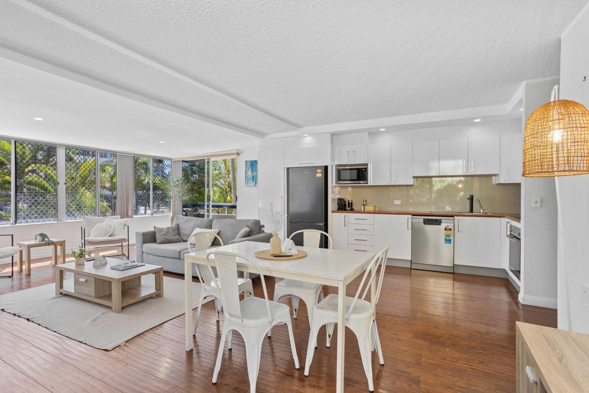 Hi Ho Beach Apartments On Broadbeach Gold Coast Exterior foto